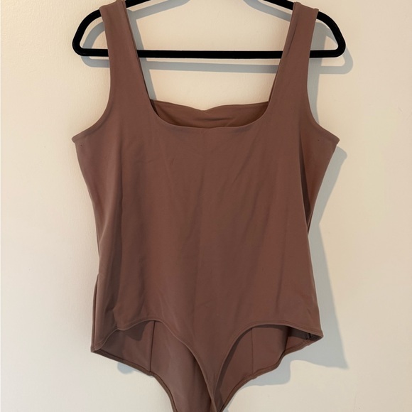 Abercrombie & Fitch Square Neck Bodysuit | Light Brown | Size XL - Picture 2 of 3